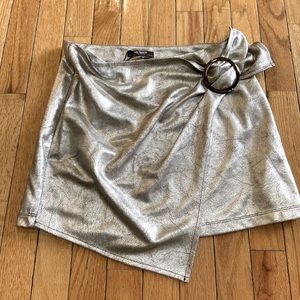 Zara Trafaluc Skirt ! Brand new !
